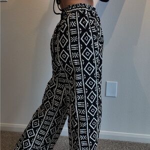 Stylish Black and White Geometric Women's Pants